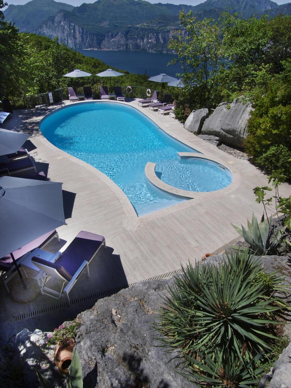 Hotel Querceto Wellness & Spa - Garda Lake Collection Malcesine Exterior photo